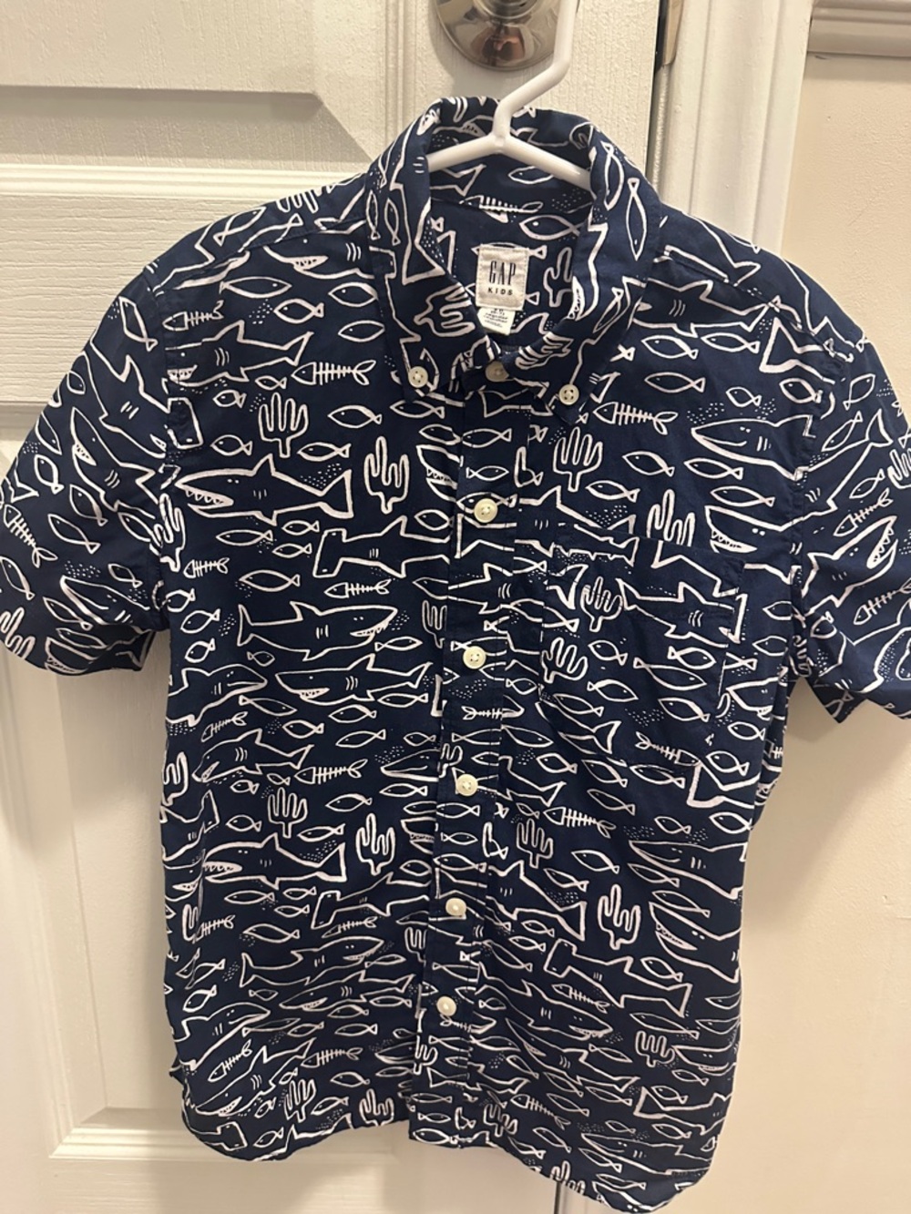 🎉BUNDLE 10 for $50🎉  GAP Kids Navy Short-Sleeve Shirt with White Fish Print